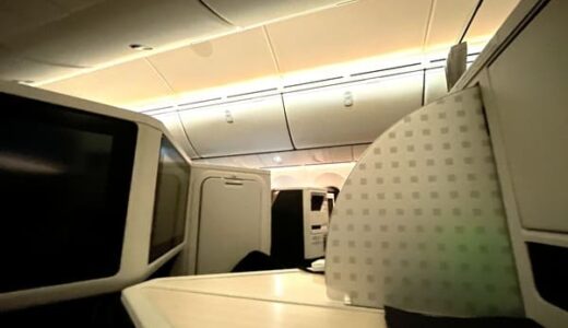 JALビジネスクラス「SKY SUITE Ⅲ」バンコク行き搭乗記｜座席・機内食など